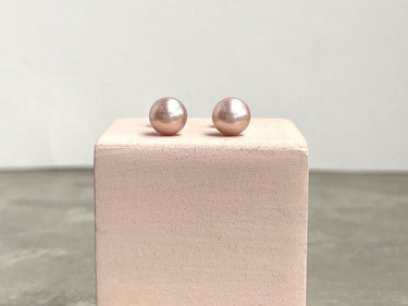Perlohrstecker 6mm rosé Süßwasserperlen – Ohrstecker Patricia – Ella and Me – handgefertigt aus echten Süßwasserperlen – Ella...