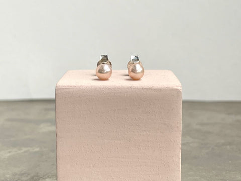 Der kleine feine Klassiker in rosé - Perlenohrstecker Patricia 5 mm