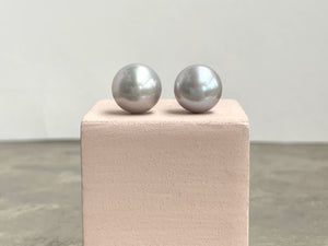 Edle Ohrstecker mit silbergrauen echten Perlen - Paula 10 mm