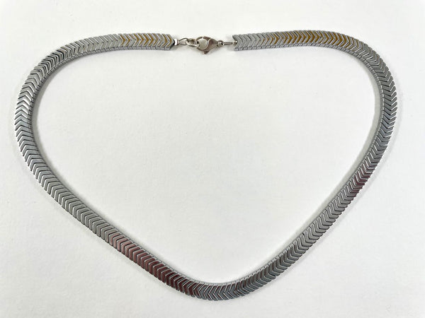 Feine Gliederkette aus silbernen Steinen - Steinkette Gabriela Silber