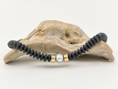 Halskette mit echter Perle und edlem Gold -Steinkette Dinara